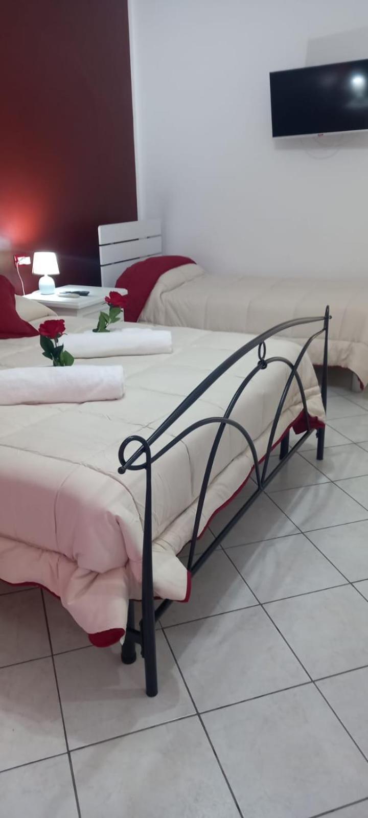 Regina Stella Acomodação com café da manhã Lascari Exterior foto